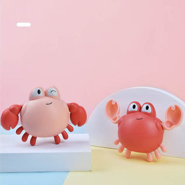 Baby-Spielzeug zum Spielen im Wasser: Kleiner Delfin und kleine Schildkröte zum Baden