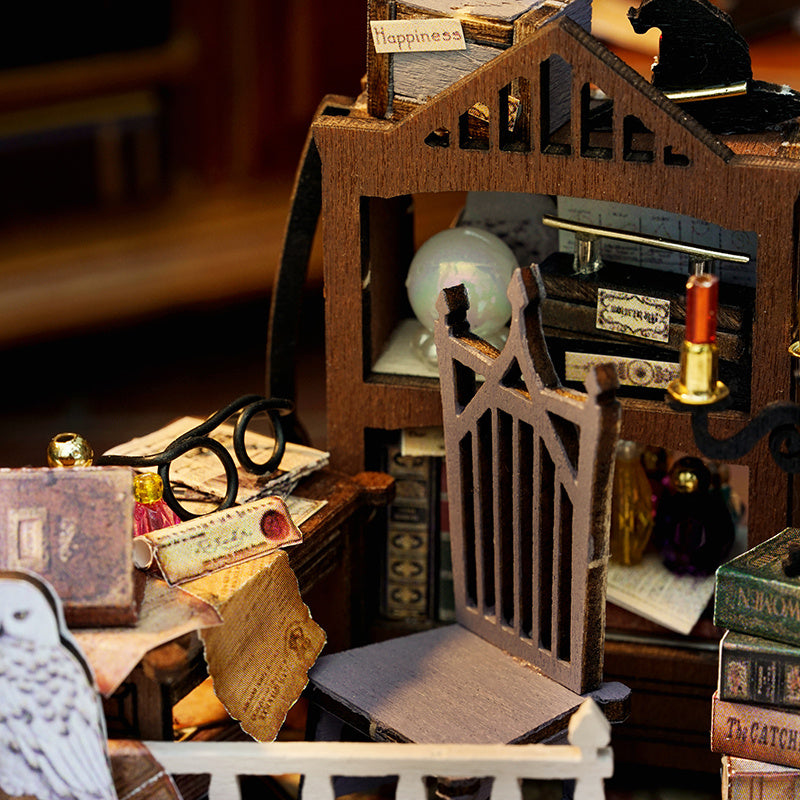 mytooy DIY Modellhaus Bastelset "Magisches Cottage"