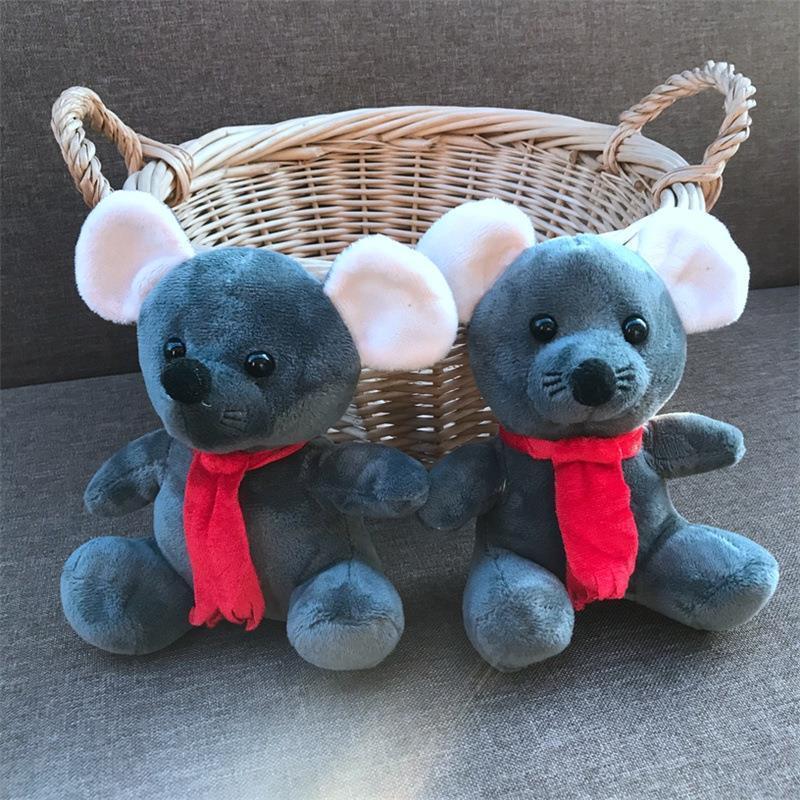 Niedliche Weihnachts-Hirsch und kleine Maus-Plüschtiere