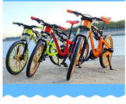 Verschiedene Fahrrad Modelle in unterschiedlichen Farben als Dekoration